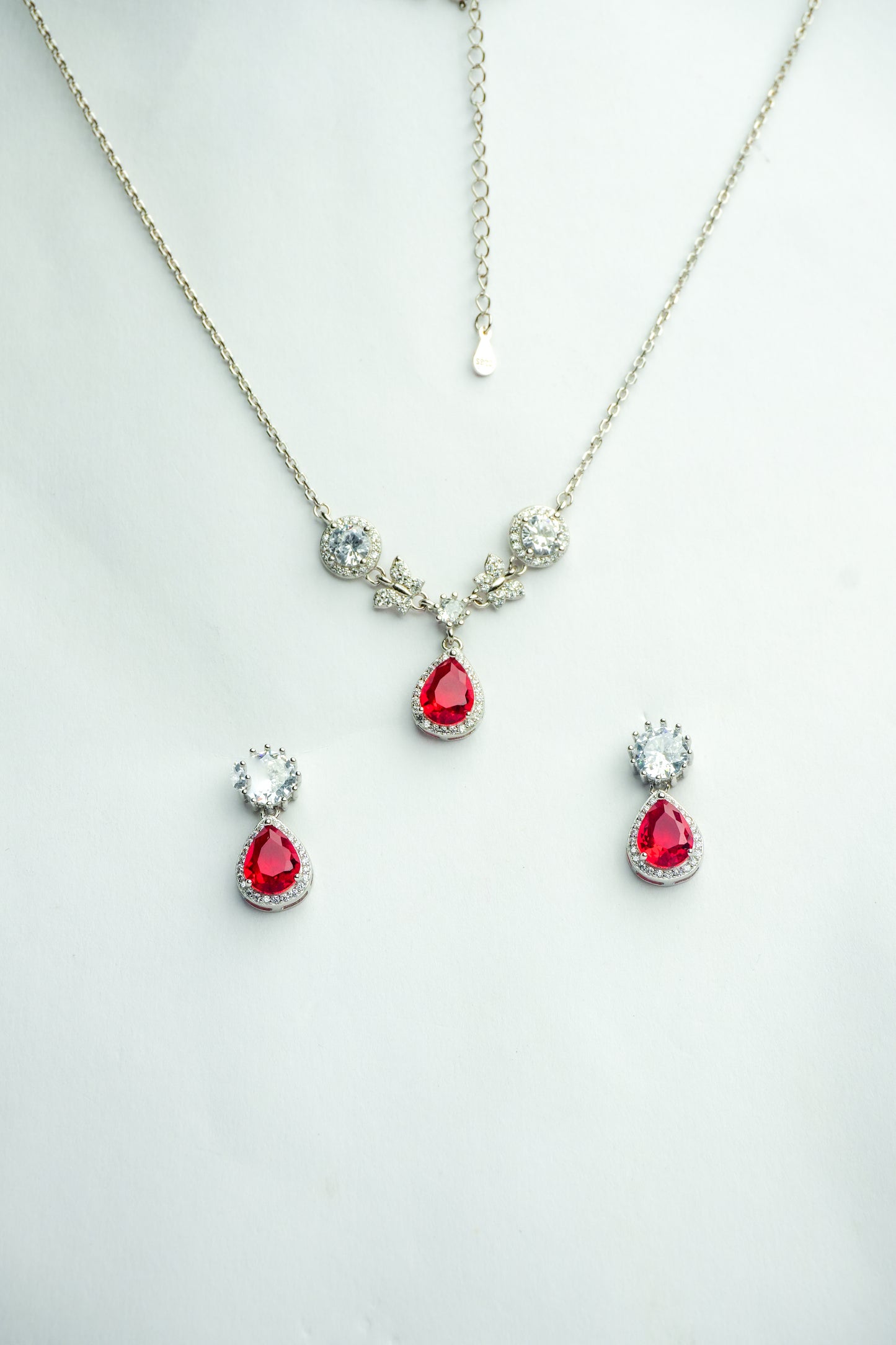 Ruby Radiance Sparkling Jewelry Set