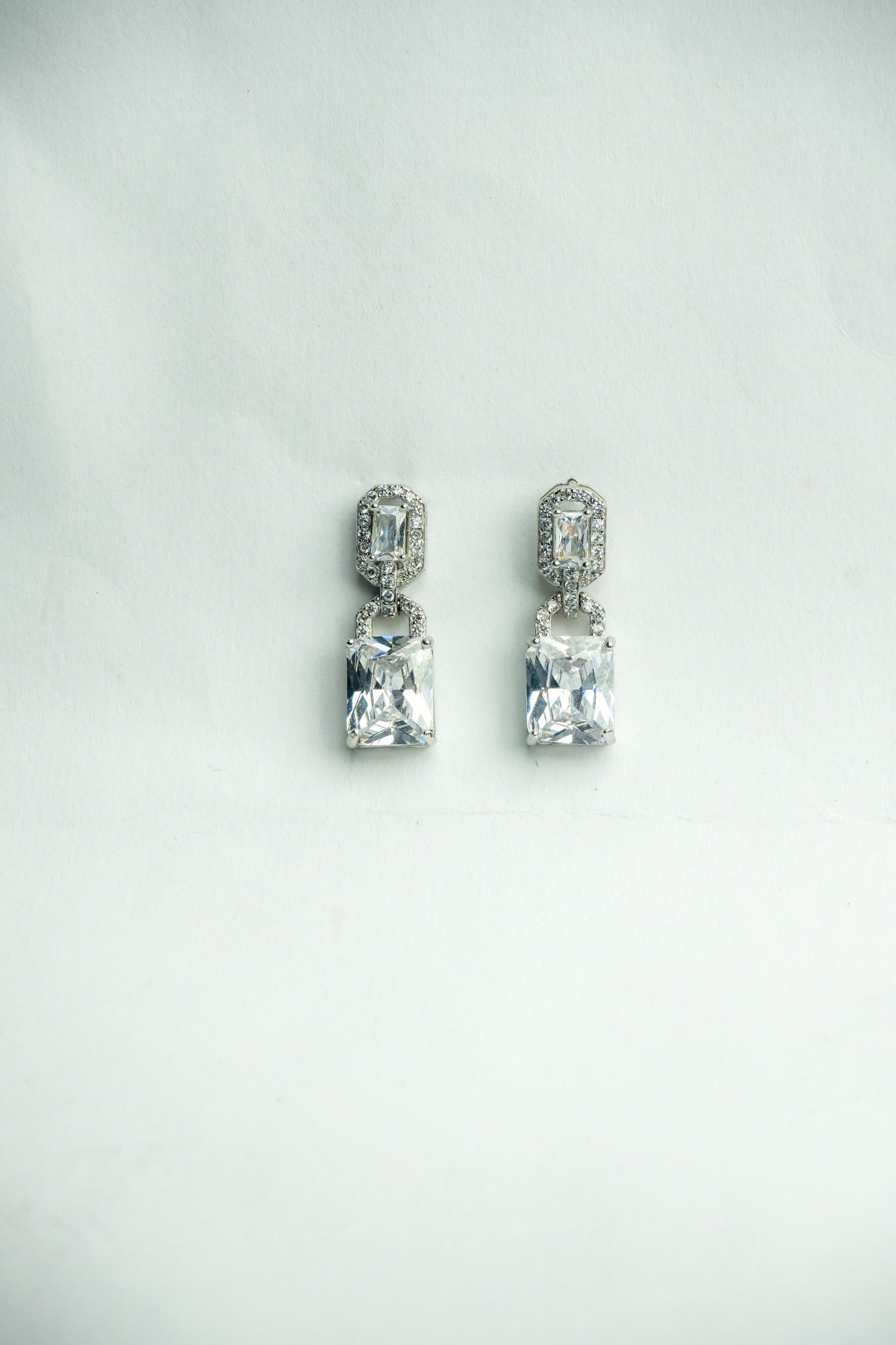 Radiant Crystal Link Necklace & Earrings Set