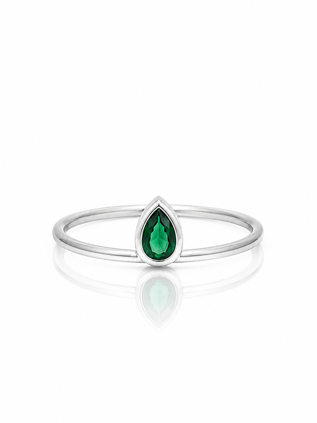 Emerald Teardrop ring – 92.5 Sterling Silver Ring