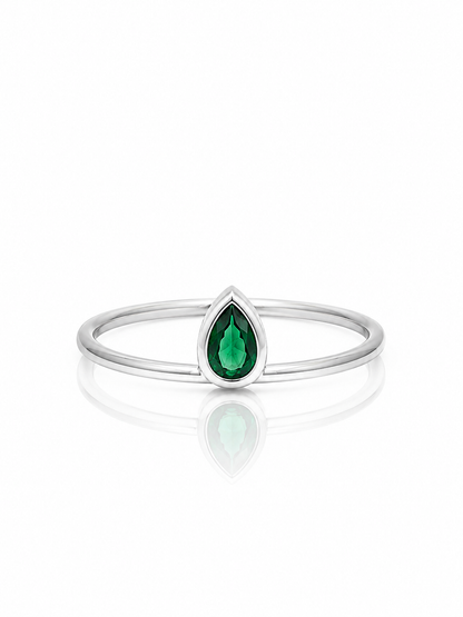 Emerald Teardrop ring – 92.5 Sterling Silver Ring