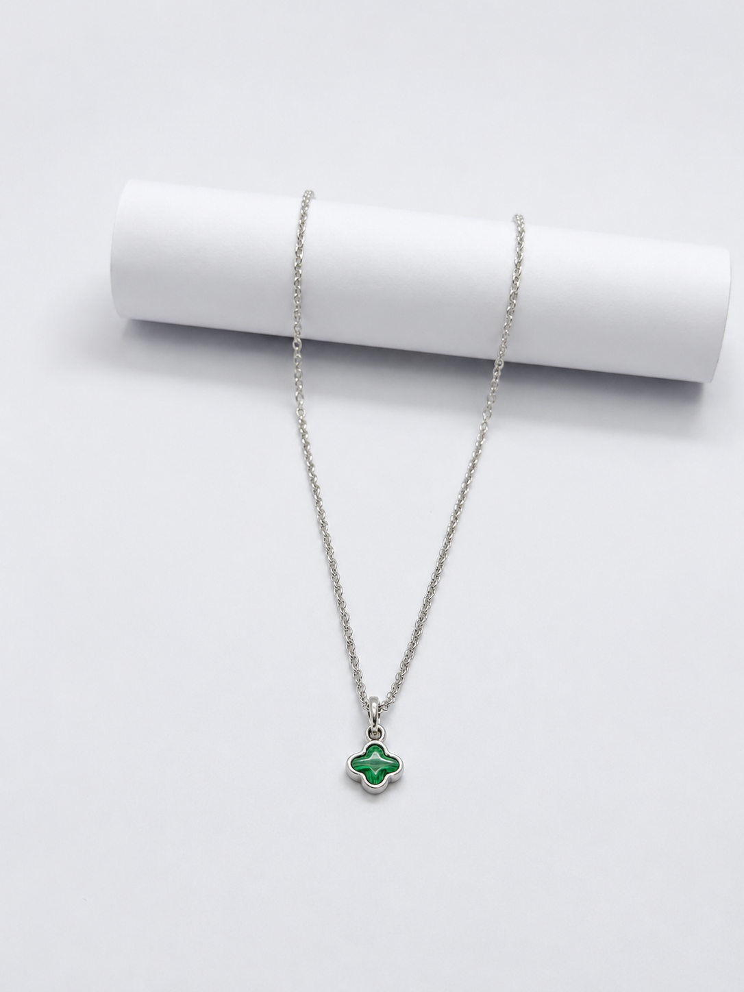 Emerald Clover Grace Pendant Necklace
