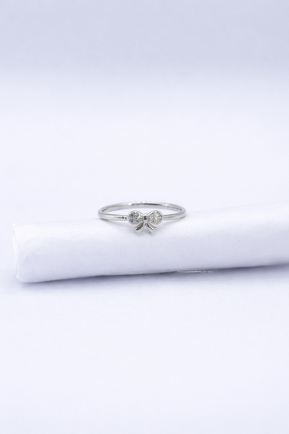 Bow Charm Dual-Stone Ring – Minimal Elegance in Silver