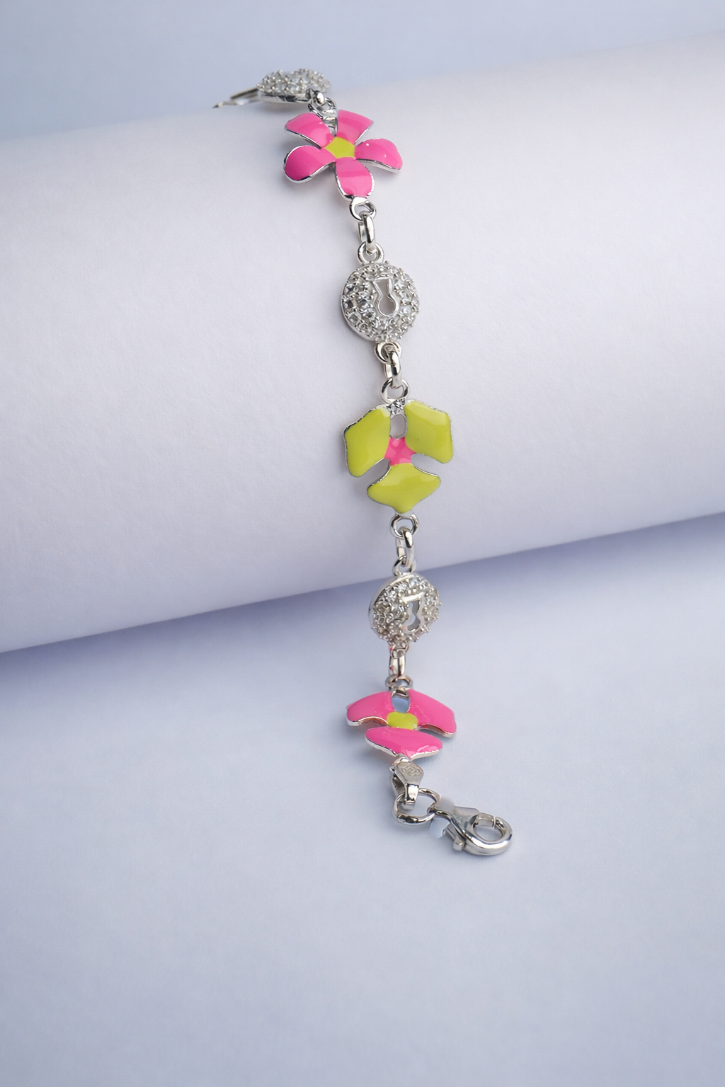 Vibrant Bloom Floral Bracelet
