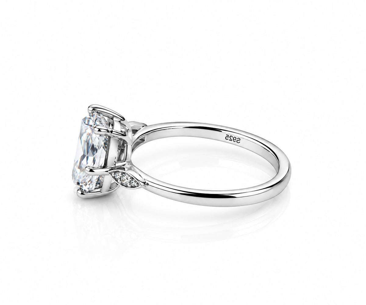 Oval Halo Sparkle Ring