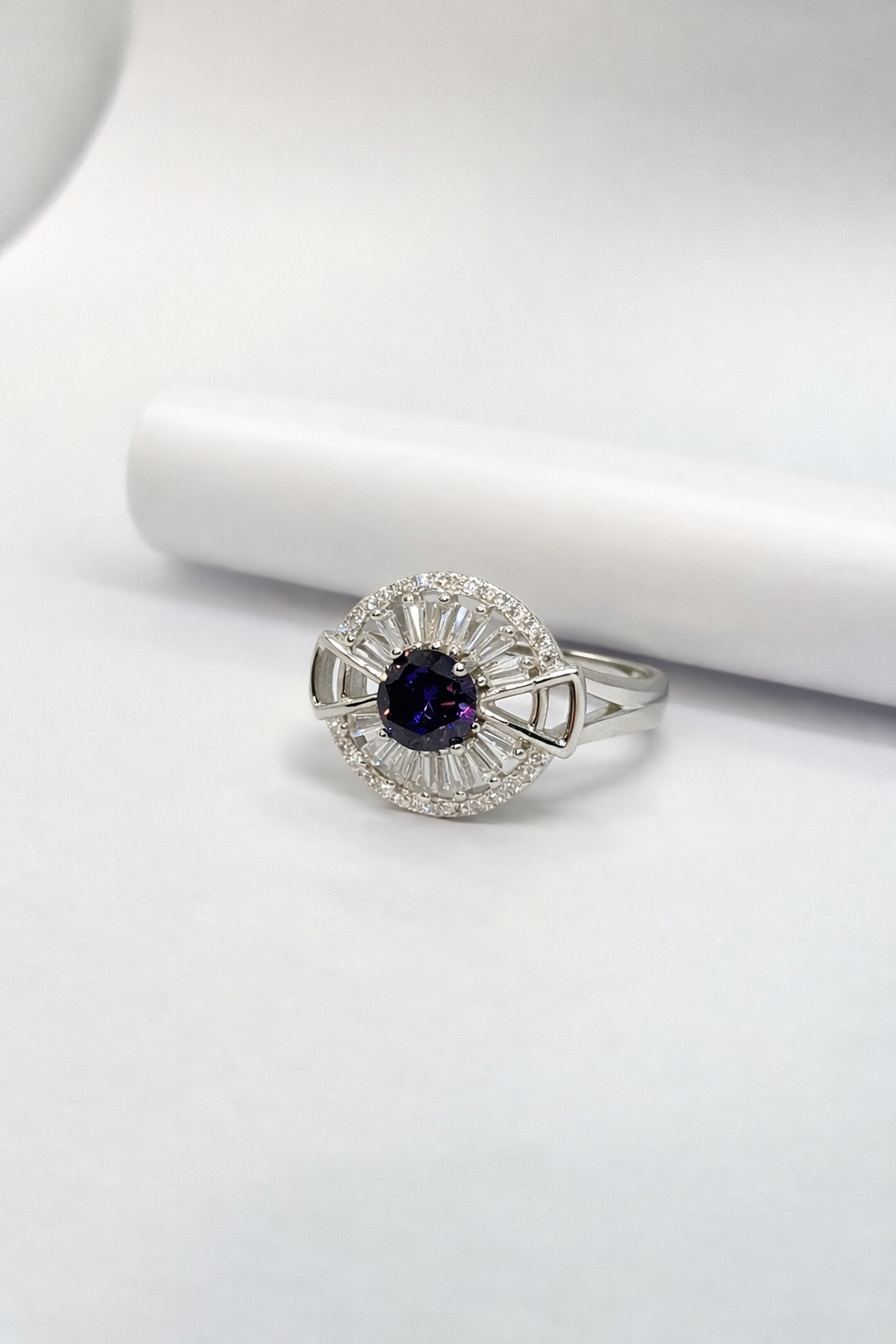 Midnight Halo Radiance Ring