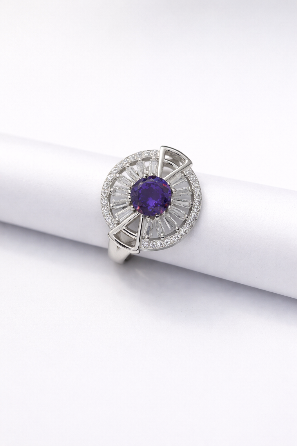 Midnight Halo Radiance Ring