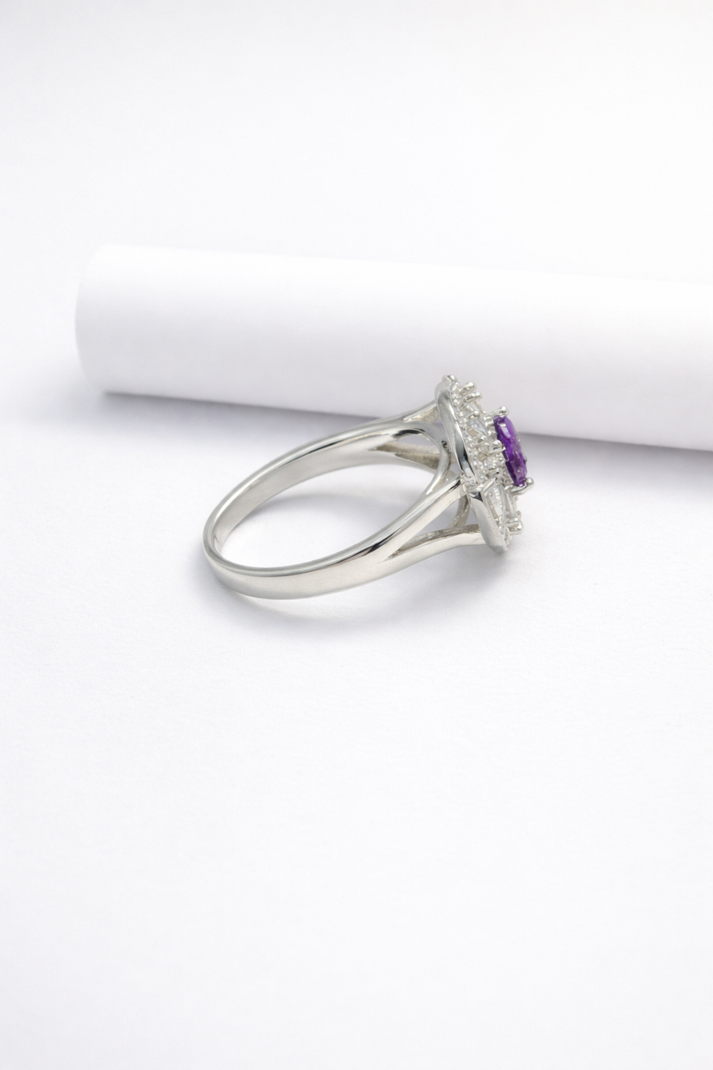 Midnight Halo Radiance Ring