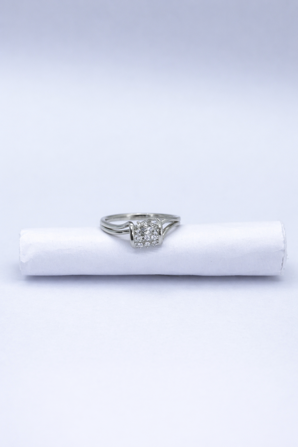 Elegant Cluster Diamond Ring in 925 Silver