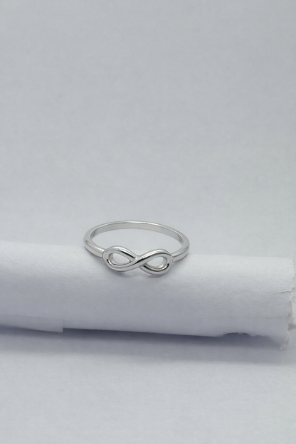 Infinity Silver Ring – Minimal Elegance