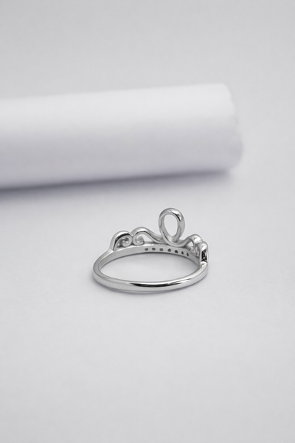 Elegant Loop crown Diamond Ring – 925 Silver