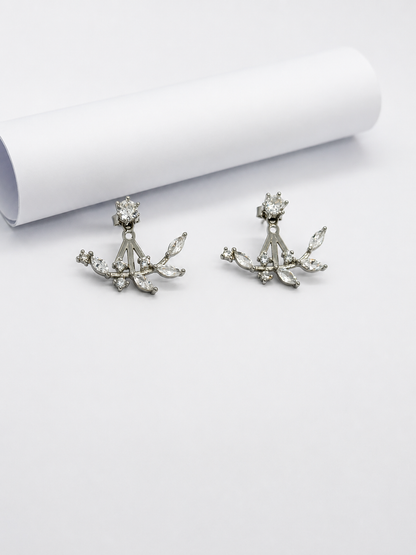 92.5 Sterling silver-Celeste Leaf Spark Stud Earrings