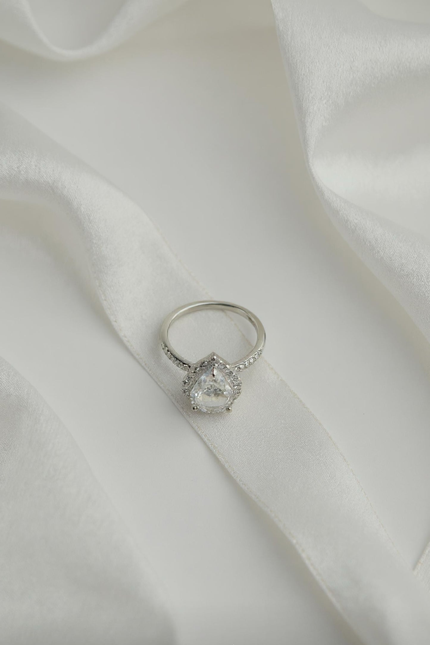 Elegant Teardrop Halo Diamond Ring
