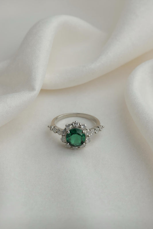 Emerald Halo Sparkle Ring
