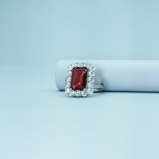 Modern Twirl Ring
