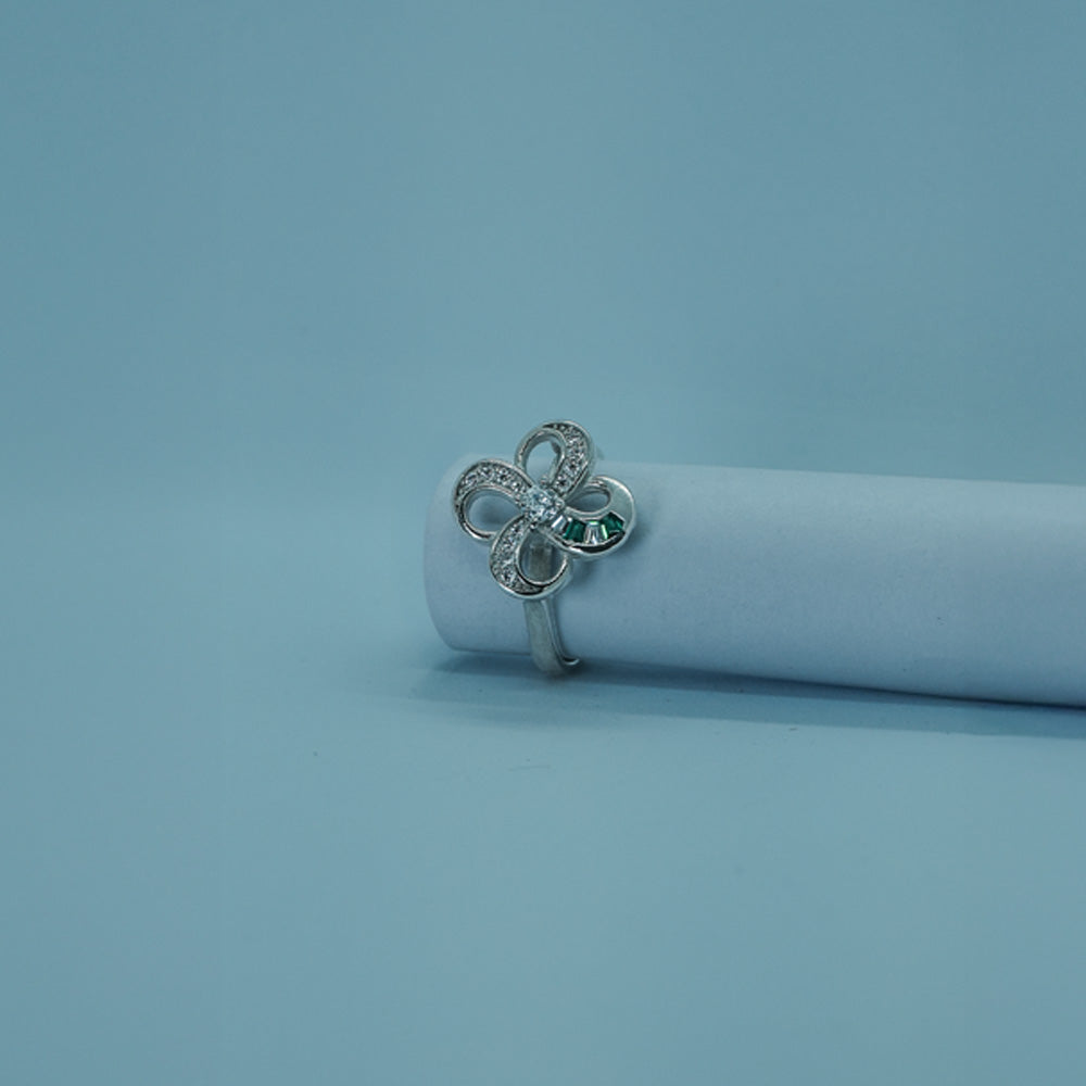 Elegant Bow Diamond Ring