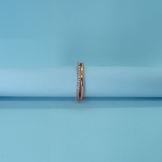 Rose Gold Sleek Diamond Band